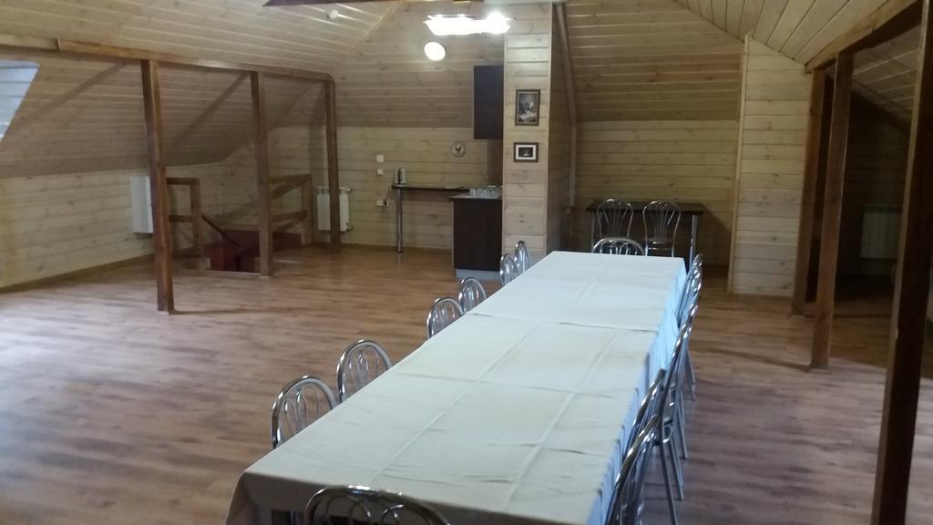 Вилла Дом для отпуска Усадьба в Лапенках Гродно Экстерьер фото